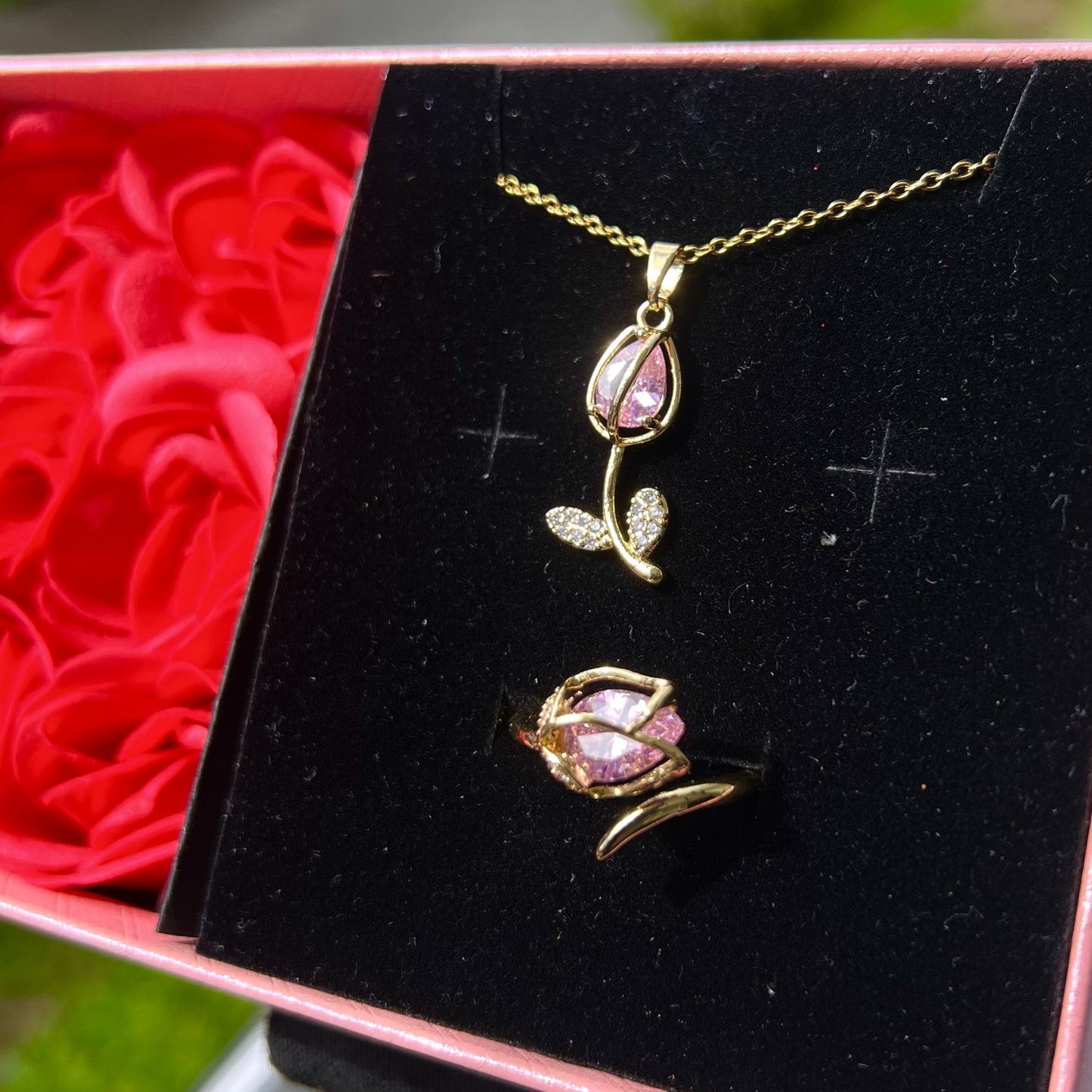 Set Tulipan Rosa + Caja de Rosas 🌷🎁
