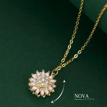 Collar Girasol Rotatorio | Baño en Oro + Caja Regalo Gratis✨