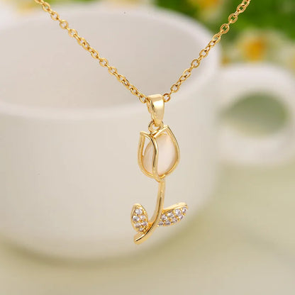 Collar Tulipán Rosa | Baño de Oro + Caja de Regalo Gratis✨